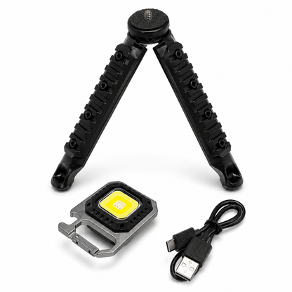 Мултифункционална LED лампа BlackAirsoft LUMEX с карабинер и магнит